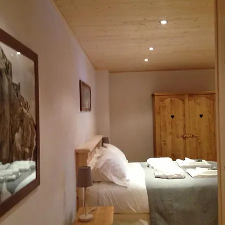 Marie Blanche Chalet *
